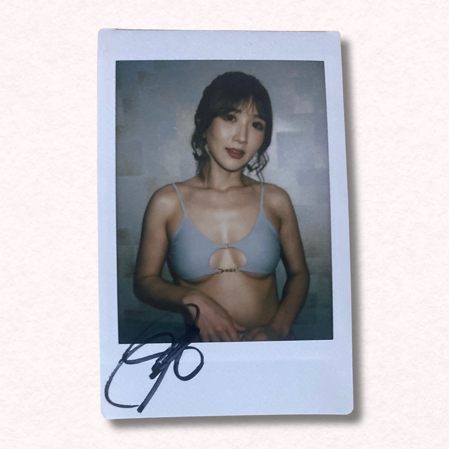 Hibiki Otsuki Cheki Instax Polaroid Photo Autographed Signed Authentic Japan
