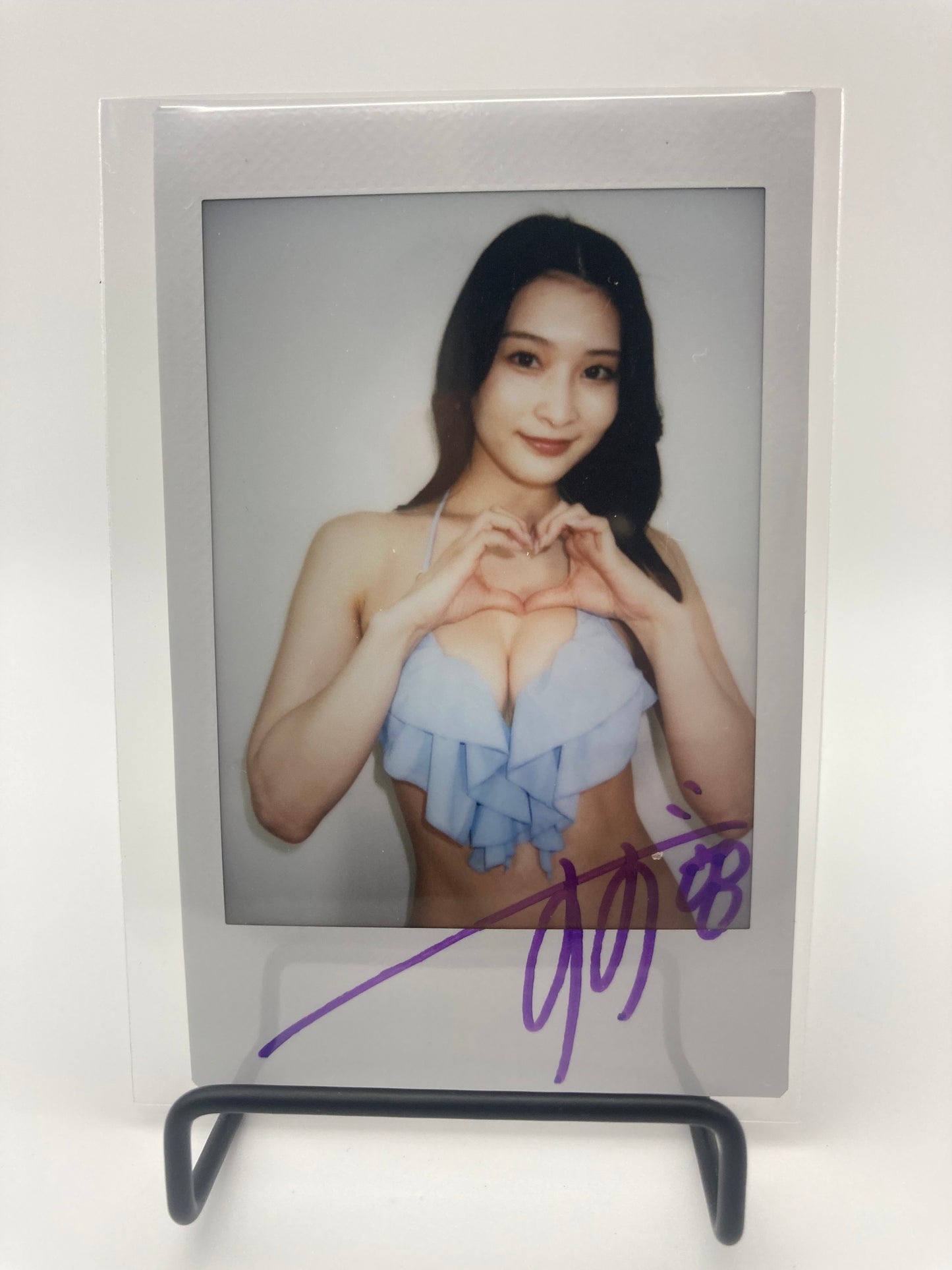 Suzu Honjo Cheki Instax Polaroid Photo Autographed Signed Authentic Japan