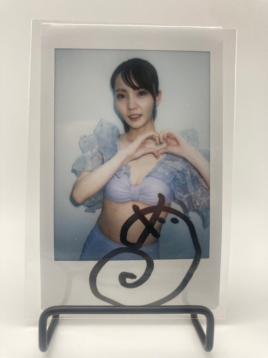 Meguri Minoshima Cheki Instax Polaroid Photo Autographed Signed Authentic Japan