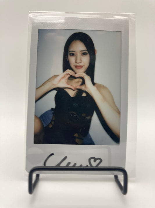 Umi Yatsugake Cheki Instax Polaroid Photo Autographed Signed Authentic Japan