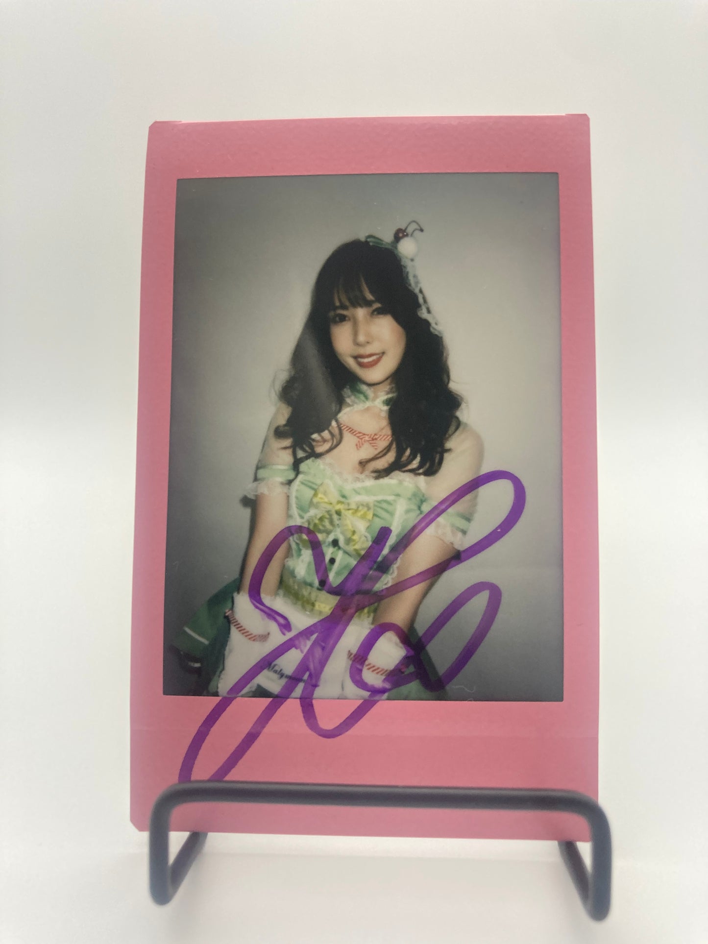 Yui Hatano Cheki Instax Polaroid Photo Autographed Signed Authentic Japan