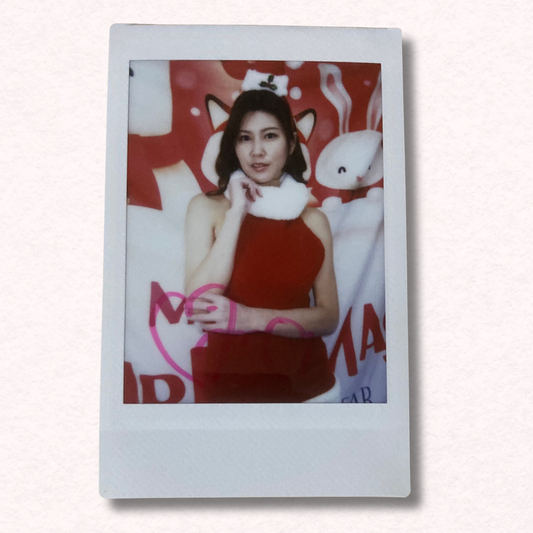 Suzume Mino Cheki Instax Polaroid Photo Autographed Signed Authentic Japan