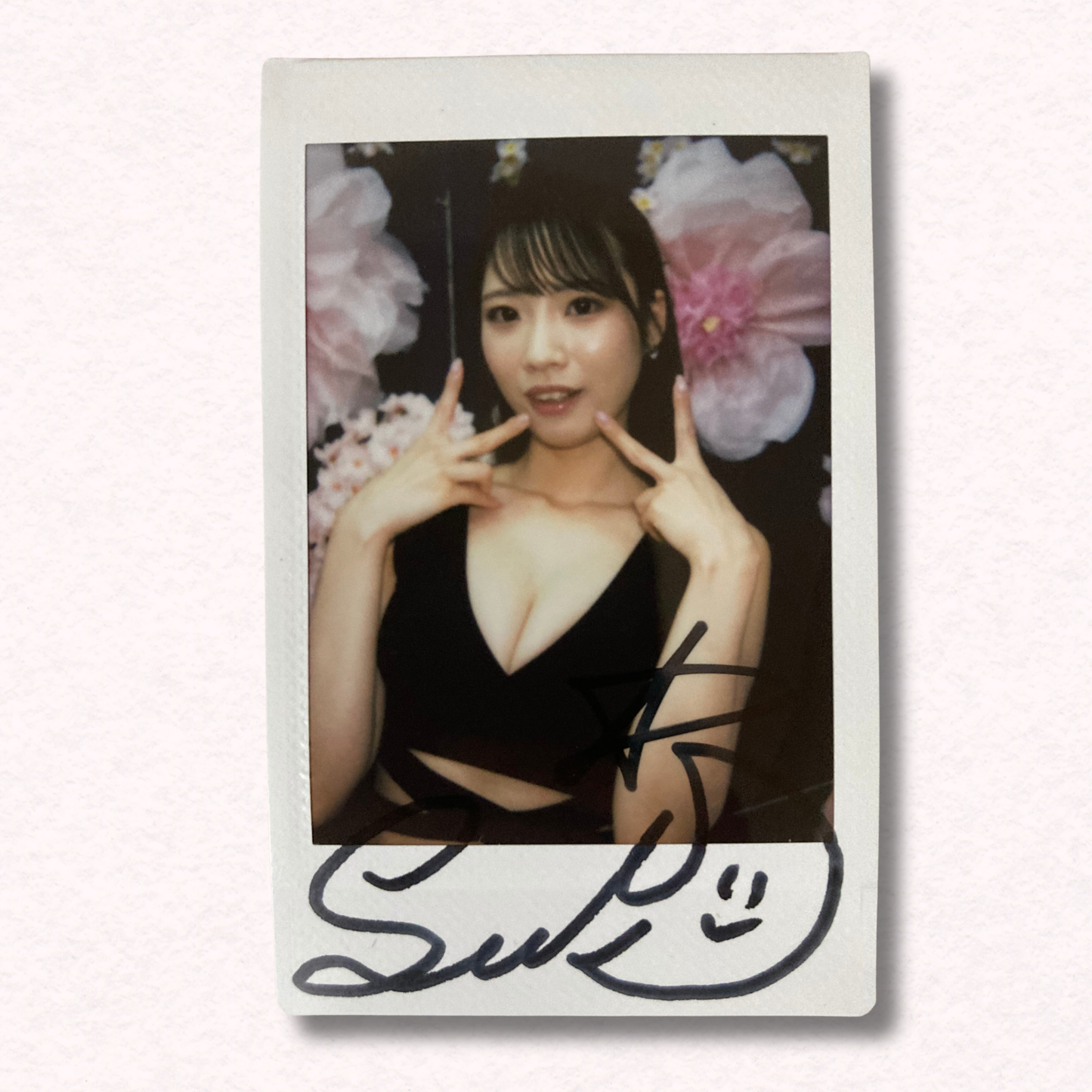 Sui Tsukinoe Cheki Instax Polaroid Photo Autographed Signed Authentic Japan