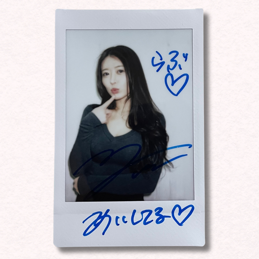 Iyo Shinohara Cheki Instax Polaroid Photo Autographed Signed Authentic Japan