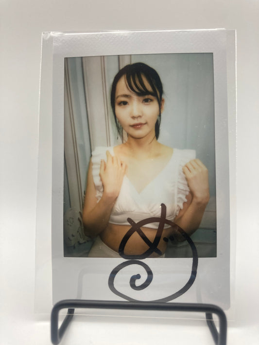 Meguri Minoshima Cheki Instax Polaroid Photo Autographed Signed Authentic Japan
