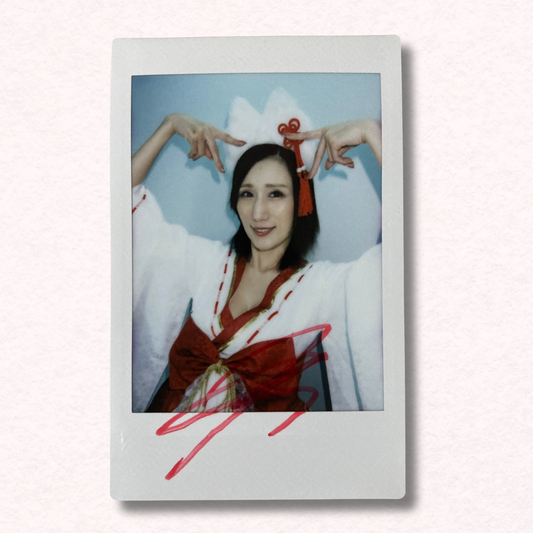 JULIA Cheki Instax Polaroid Photo Autographed Signed Authentic Japan